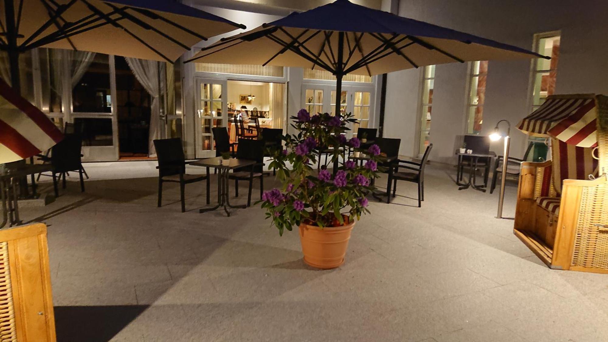 Parkhotel Klueschenberg Plau am See Exterior foto